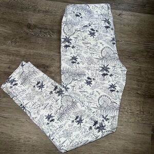Old Navy Chino Scenic Pattern Pants size 2